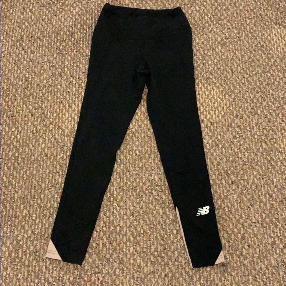 New Balance black and tan workout leggings